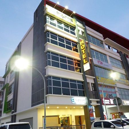 9 Square Hotel - Банги Екстериор снимка