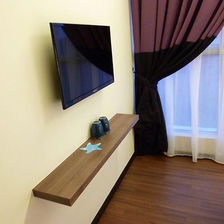 9 Square Hotel - Банги Стая снимка